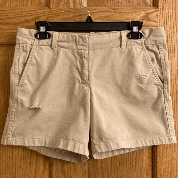 J. Crew Pants - J. Crew Broken-In Boyfriend Khaki Short Size 6